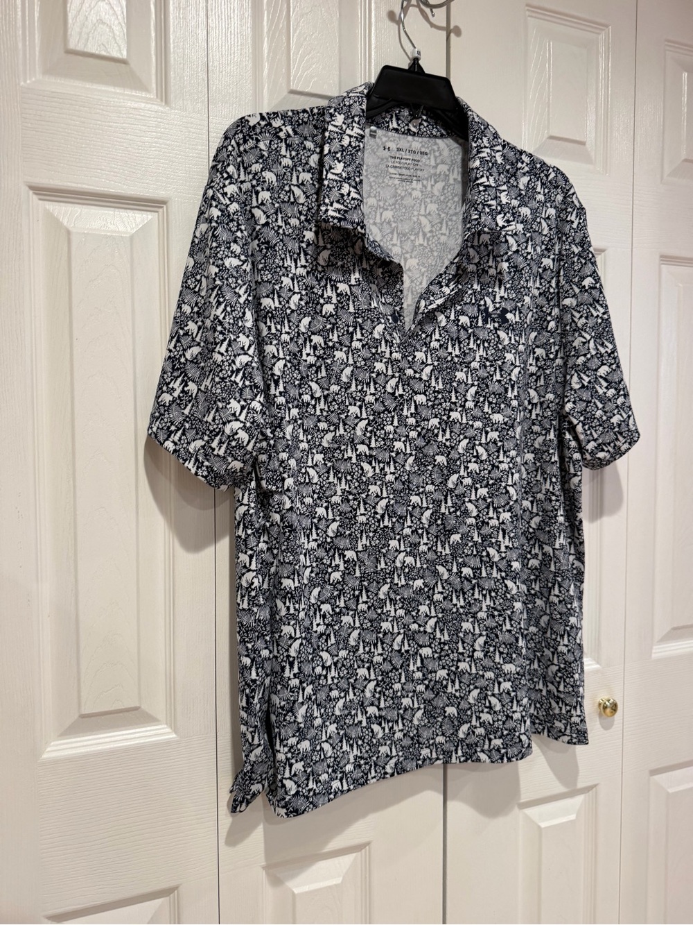 Under Armour Black & White Patterned Men's Polo - Picture 2 of 6